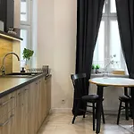 Beautiful For Couples With Air Conditioning - Old Town & Main Station * Krakow
